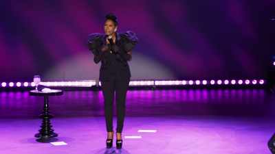 That's shit. That was
a whole new world right there - Sommore: Queen Chandelier