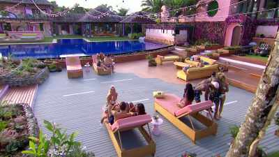 >> THAT'S SUPER COOL. - Love Island