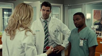 That's her sweater. What happened? - Saving Hope