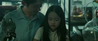 - That's the corpse flower, Wei.
Remember? - Grafted