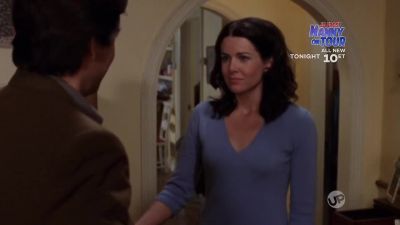 That's The Cure. I have to go back in there. - Gilmore Girls