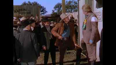 That's the first jail I've ever seen
you couldn't get in. Come on. - Dodge City