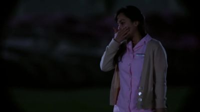 That's the maid
from the motel. - Supernatural