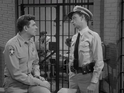 THAT'S THE ONLY WAY
TO HANDLE 'EM-- - The Andy Griffith Show