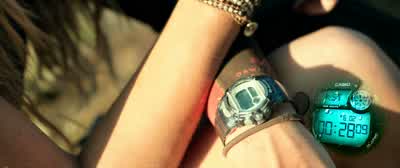 That's the third time. - The Shallows