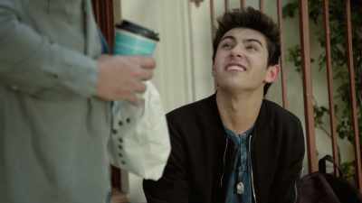 - That's too bad.
- Yeah. - I Am Frankie