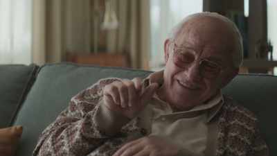 - That's very funny.
- She was funny and brave. - The Tattooist of Auschwitz