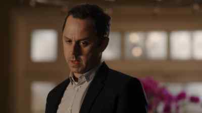That's very slick
for a guy with shovel hands. - Sneaky Pete