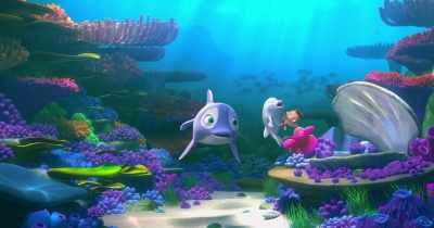 - That's very suspicious.
(sea creatures chattering) - Dolphin Boy