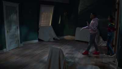 That's what happens
when someone else - Raven's Home