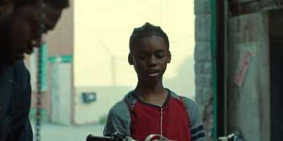 -That's what you look like.
-[chains rattling] - Charm City Kings