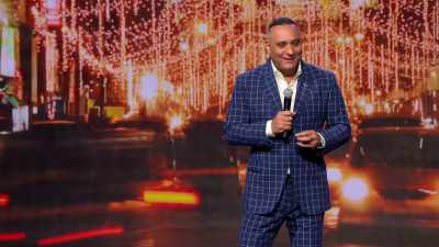 That's why I feel like
I live in America, - Russell Peters: Deported