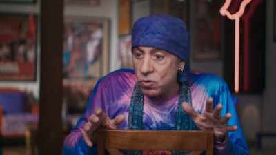 That's why I gained,
I went in the gym, - Stevie Van Zandt: Disciple