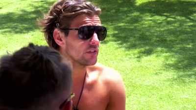 That's why I... That's why
I've nipped it
in the bud with Cara, - Love Island