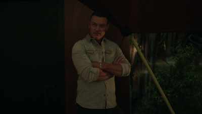 -That's why you picked us, right?
-What do you mean, she “picked” us? - Nine Perfect Strangers