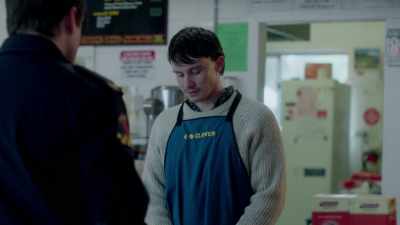 -That's why she
got killed, isn't it?
-Is that what you think? - The Kettering Incident