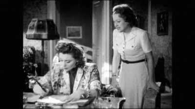 That's why the captain had to leave
straightaway. - Hitler's Hollywood