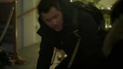 That's because you throw
everything in your bag - The Christmas Quest