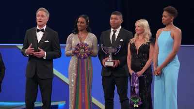 The 2022 Best in Rescue is... - 2022 American Rescue Dog Show