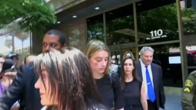 The accusations that he repeatedly
assaulted Amber Heard. - Johnny vs Amber: The US Trial