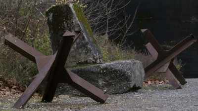 The advantage there is you
don't have to pay people - Secret Nazi Ruins