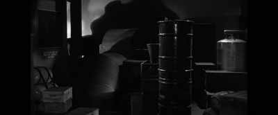 The alien stows away on
the ship and starts picking - Memory: The Origins of Alien
