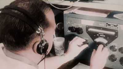 THE AMERICAN SPACE AGE
HAS ARRIVED, - America in Color