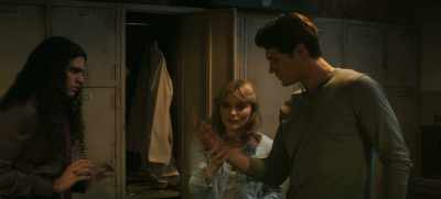 The amulet, it showed me something. - The Winchesters