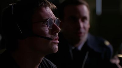 - The anchor line just snapped.
- ls there anything we can do? - Stargate SG-1