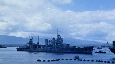 THE APPROACHING JAPANESE FLEET
IS FOUR TIMES BIGGER. - The Pacific War in Color