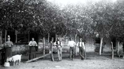 The aqueduct was a disaster
for Owens Valley. - Flood in the Desert