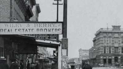 The aqueduct does hail a new
beginning for Los Angeles. - Flood in the Desert