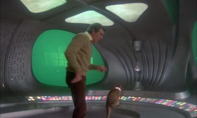The artichoke I was right - The Cat from Outer Space