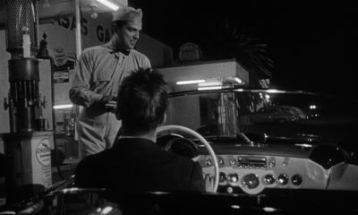 The ashtrays were all full - Kiss Me Deadly