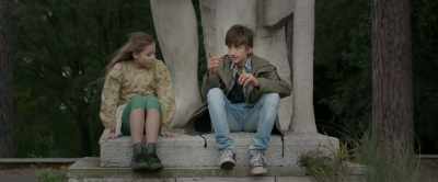 - The auction place
where they sell the cows. - Wonderwell