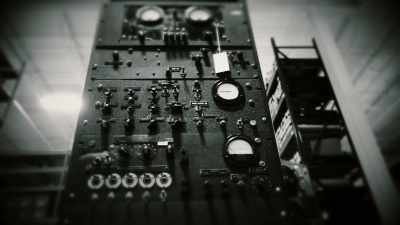 The autocorrelator now made it possible to interpret brain waves intelligently - The Minds of Men