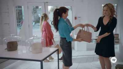 The average size of - Romance in Style