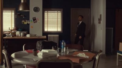 The back door was open,
I figured I'd just let
myself in. - Private Eyes