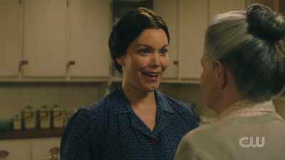The Baldwin sisters'
moonshine recipe. - A Waltons Thanksgiving