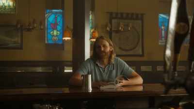 The bar doesn't open
officially until 6:00. - Lodge 49
