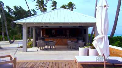 The bar full of people, - Island of Bryan