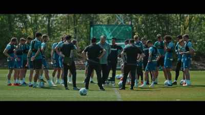 The best way to get the victory - Take Us Home: Leeds United
