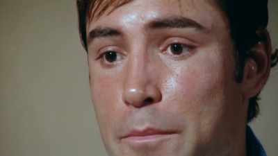 The biggest news in
boxing this past week - The Golden Boy