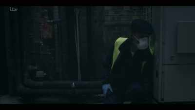 'The bloke downstairs
is still in his workshop.' - Hatton Garden