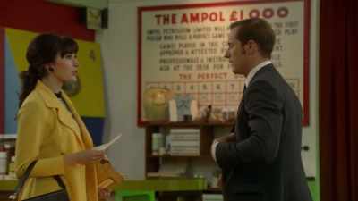 The blood on Sparrow's shirt - Ms Fisher's Modern Murder Mysteries