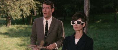 The blue sky - How to Steal a Million