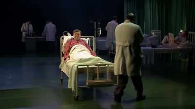 'The BMA recommends
all doctors sign NHS contract.' - National Theatre Live: Nye