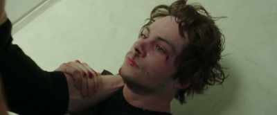 The bomb has a timer
and a release trigger. - American Assassin