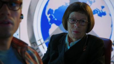 The box is empty, Hetty. - NCIS: Los Angeles