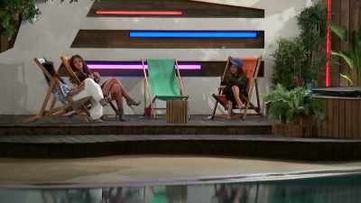 The boys are annoying me
a little bit - Love Island